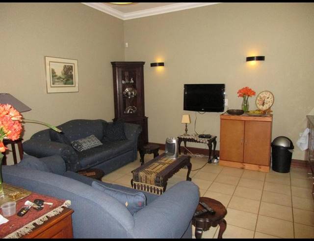 1 BEDROOM PROPERTY TO RENT IN RETIRE AT MIDSTREAM
